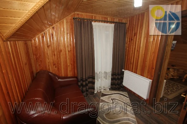 Лазещина.Котеджі Вікторія