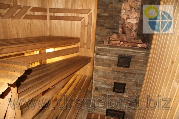 Лазещина.Котеджі Вікторія