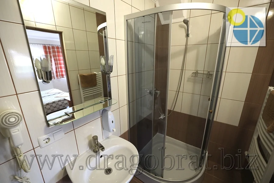 Ясіня. Міні-готель Карпатська Орхідея