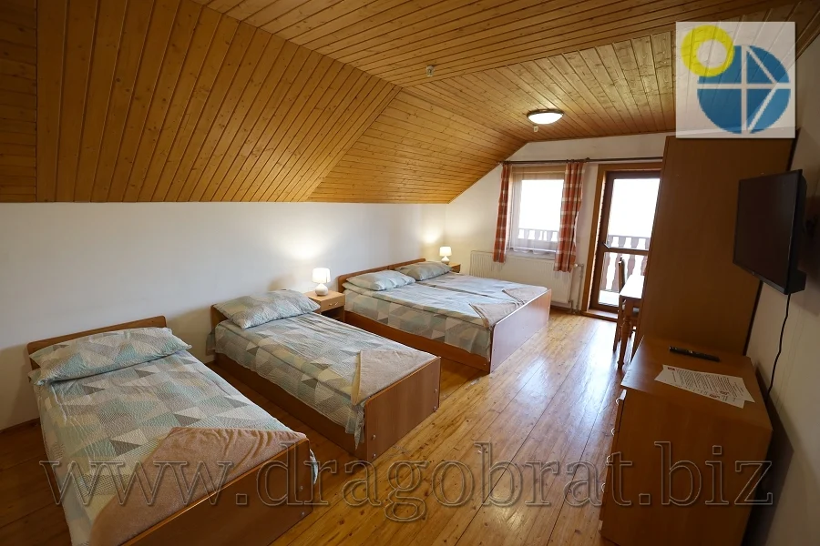 Ясіня. Міні-готель Карпатська Орхідея