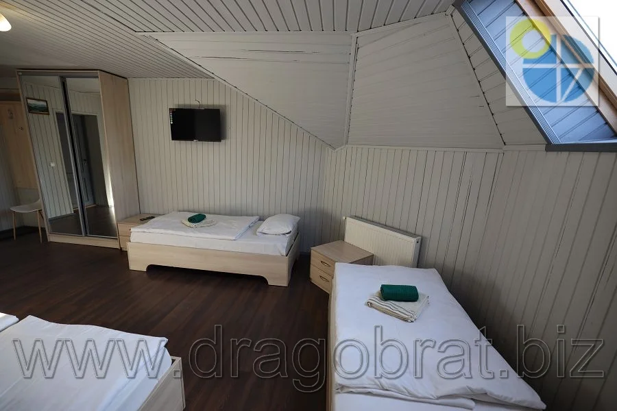 Драгобрат.Туристичний комплекс Скеля