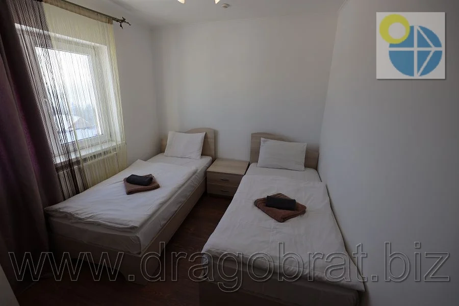 Драгобрат.Туристичний комплекс Скеля