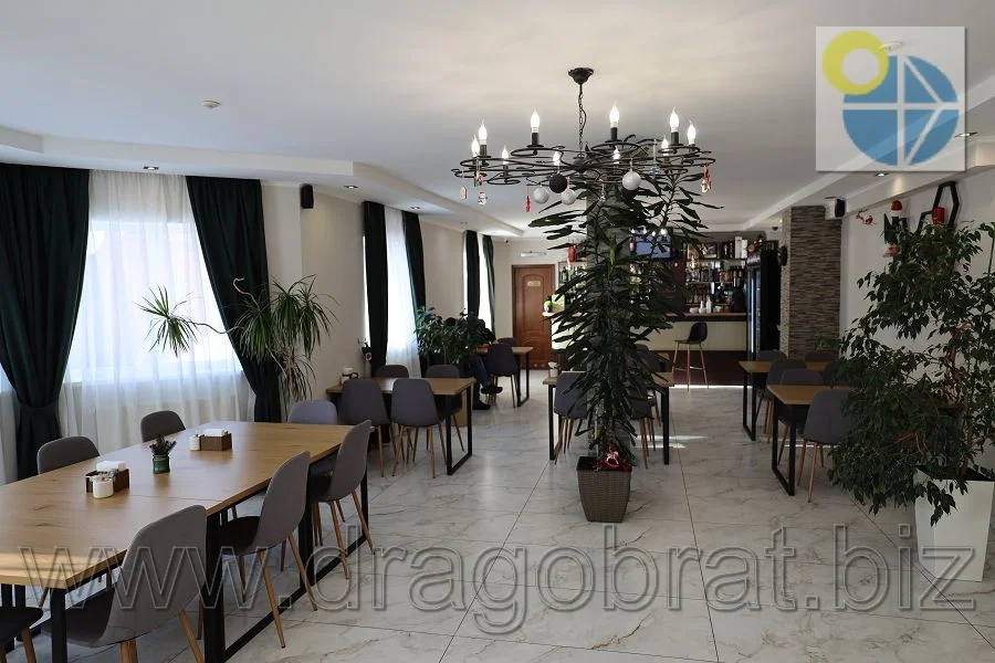 Туристичний комплекс Скеля