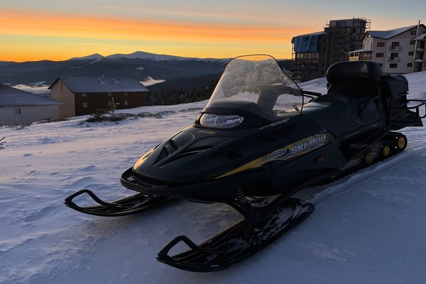 Драгобрат прокат снігоходів.Драгобрат снігоходи.