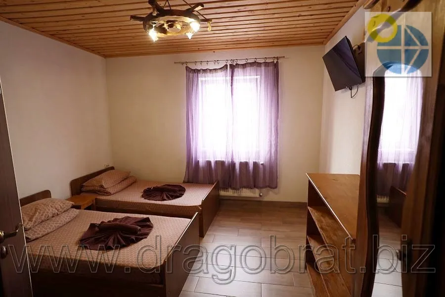 Драгобрат.Готель Велика ведмедиця