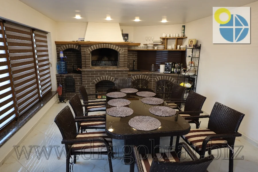 Лазещина Котеджі Вікторія.