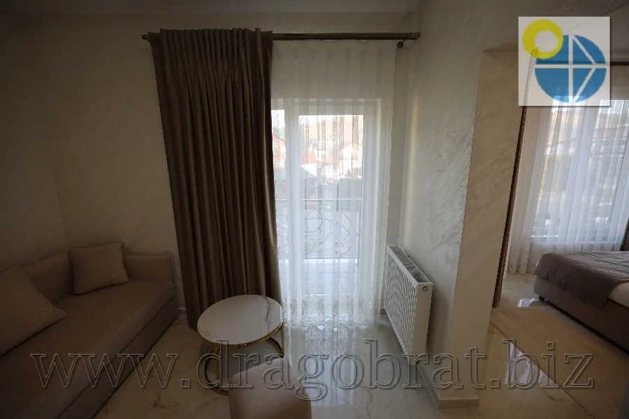 Лазещина.Котеджі Вікторія