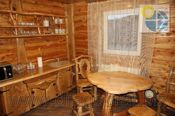 Лазещина.Котеджі Вікторія