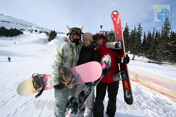 Фото:підйомники ОАЗА.